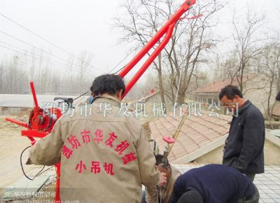 點擊查看詳細信息<br>標題：濰坊華友機械建筑小吊機 閱讀次數(shù)：4634